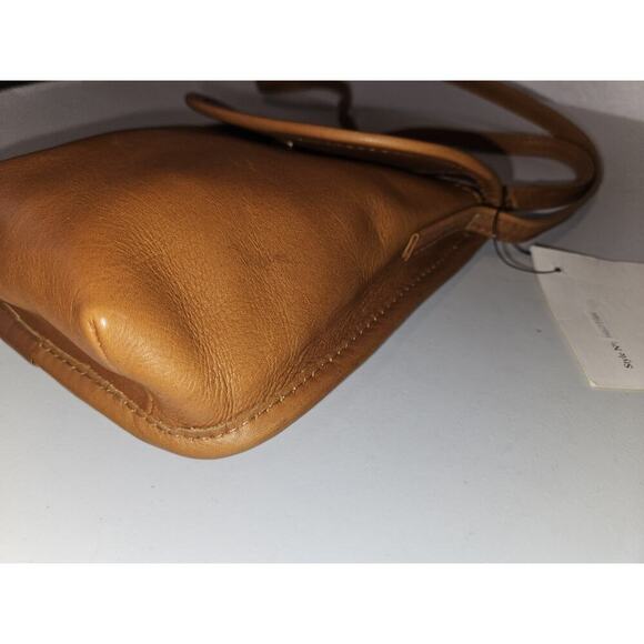 NWT! Le Donne Leather Collective Brown Crossbody Flap Over 6x7x2.5 - Picture 5 of 11